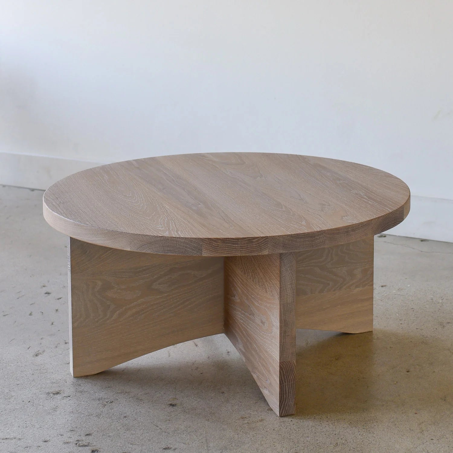 Sculptural round Wood Coffee Table