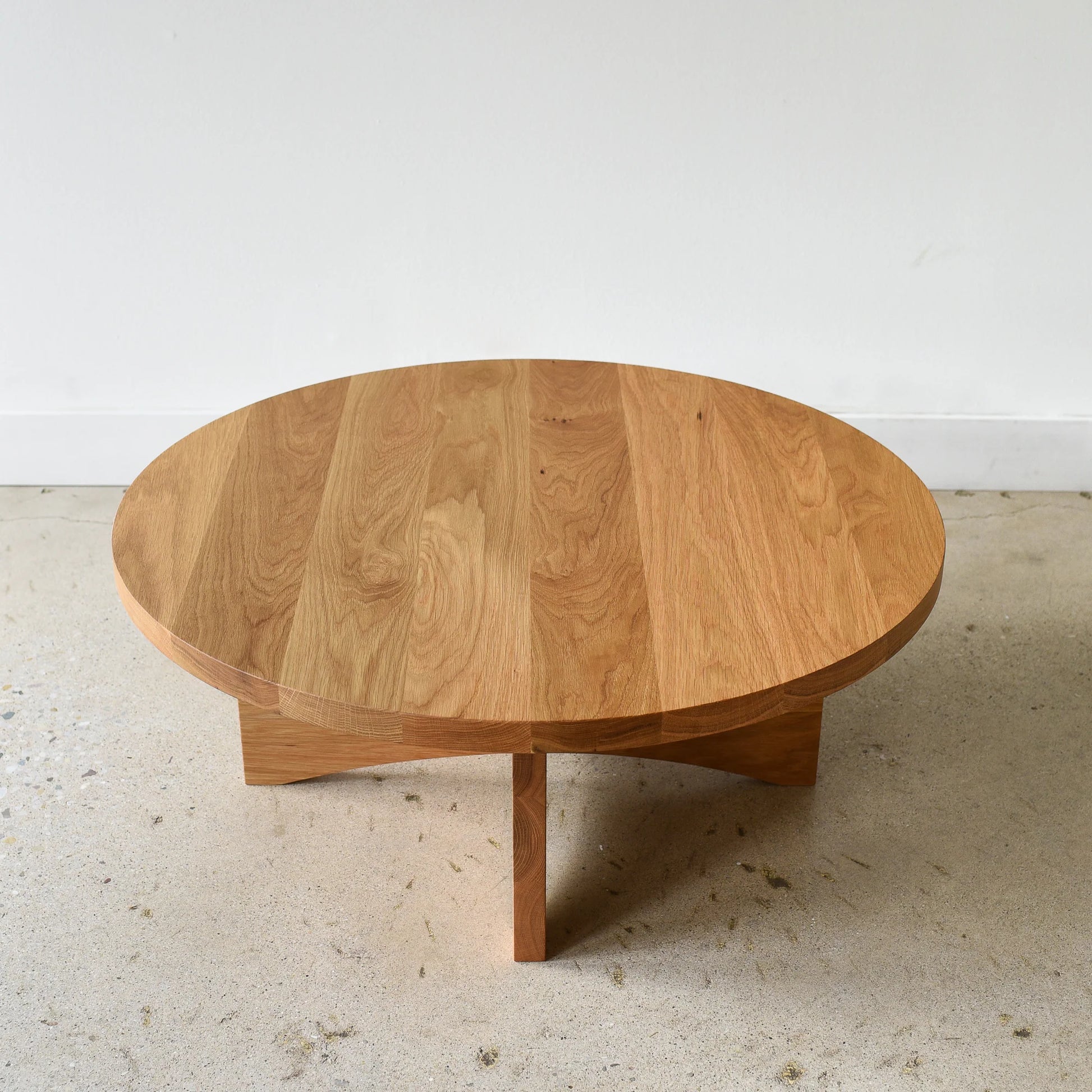 Sculptural round Wood Coffee Table